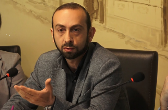 Փողոցային երաժիշտներին կարելի է ներկայացնել միայն մինչ 23:00-ն համերգն ավարտելու պահանջ. Արարատ Միրզոյան