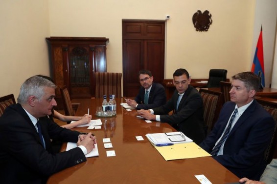 Փոխվարչապետ Մհեր Գրիգորյանն ընդունել է Գերմանիայի Համագործակցության դաշնային նախարարության Կովկասի հարցերով պատասխանատուին