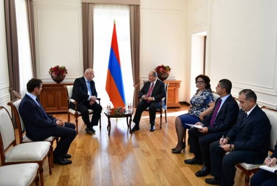 Արմեն Սարգսյանն ընդունել է ԵԱՀԿ ԽՎ նախագահի գլխավորած պատվիրակությանը