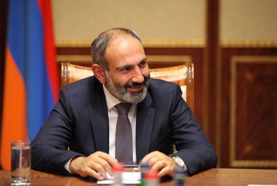 Премьер-министр РА  поговорил по телефону  с жителем Коти, раненным в результате азербайджанского обстрела