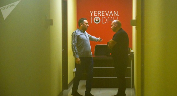 Обыски в связи с делом о прослушке: что ищут силовики в редакции yerevan.today?