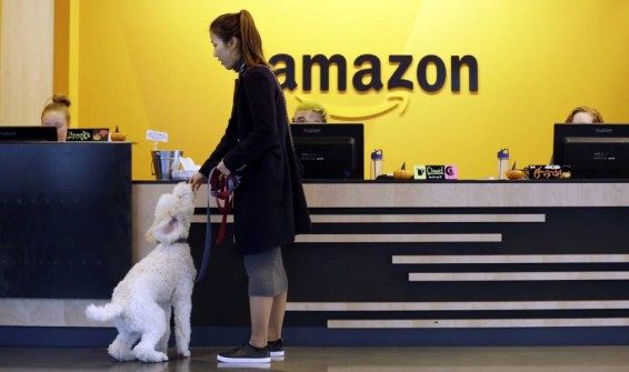 Amazon-ն իր համացանցային խանութի աշխատակիցներին կաշառք վերցնելու մեջ է կասկածում