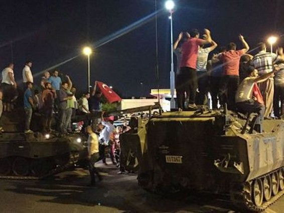 Թուրքիայում ձերբակալությունները շարունակվում են