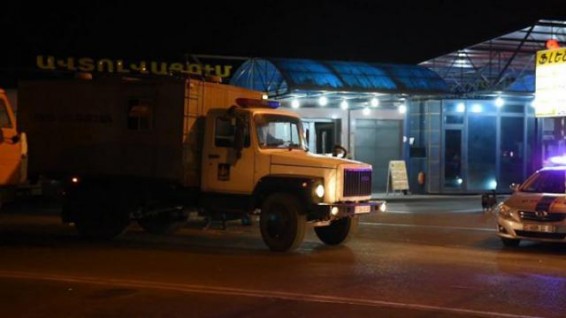 VIDEO: Переговоры с мятежниками в Ереване продолжались всю ночь