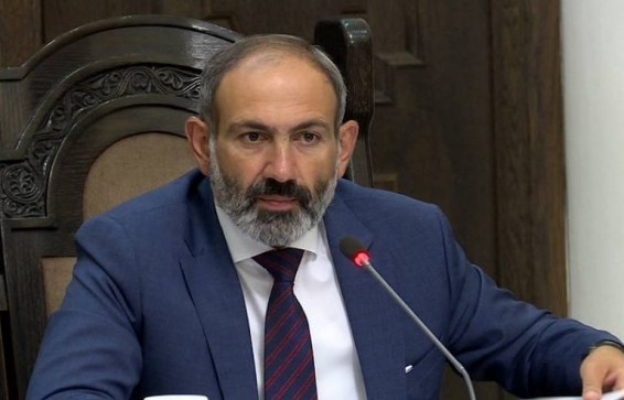Շատ տեղերում մարդիկ օրեր են անցկացնում թաղային «բեսեդկաներում» եւ ասում են՝ մի գործ լիներ, աշխատեինք. Փաշինյան