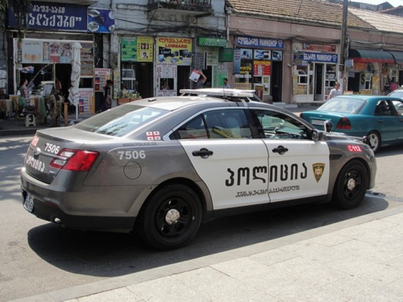 Բաթումում գիշերը երեք տղամարդու են վիրավորել