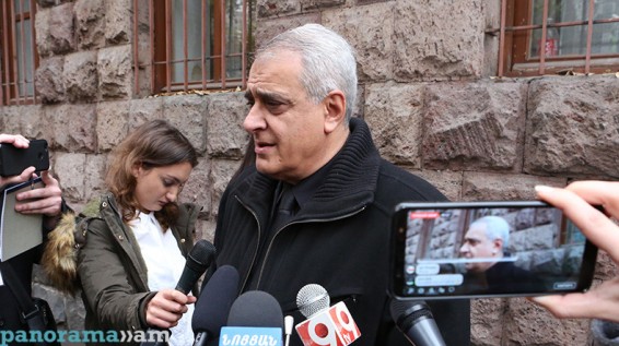 Բնակարանը, որտեղ ես գրանցված եմ, պարոն Օսիպյանն ինչ-որ անհայտ մարդ է ավելացրել. Շահնազարյան