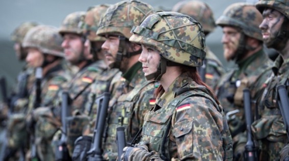 Германия планирует привлекать иностранцев к службе в бундесвере