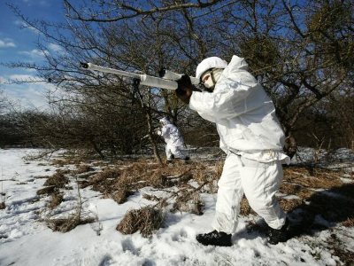 В Армении военнослужащие ЮВО состязаются в «снайперском биатлоне»