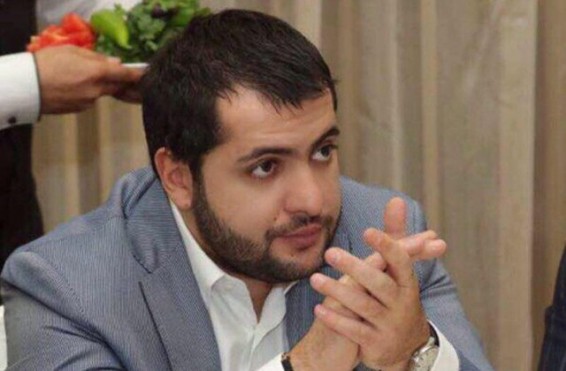 «Դու ո՞վ եղար, որ ինձ փնտրես, մոռացե՞լ ես, թե դու ով ես». Նարեկ Սարգսյանը զանգահարել է բարձր պաշտոնյայի. «Ժողովուրդ»