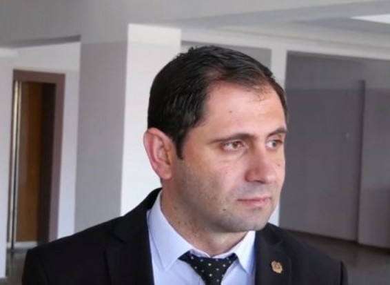 Մարզպետարանների աշխատակիցների 40%-ն, ըստ էության, աշխատանք չի կատարում. Սուրեն Պապիկյան