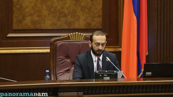 Арарат Мирзоян обещал в скором времени «насыщенную повестку парламента» Армении