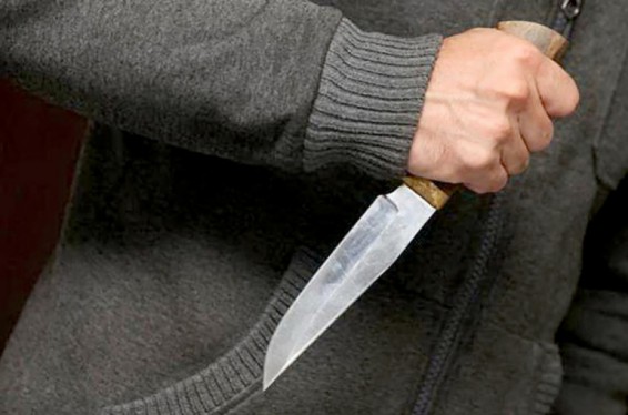 18-ամյա երիտասարդը Գյումրիում վիճաբանության ժամանակ դանակահարել է 2 անձի