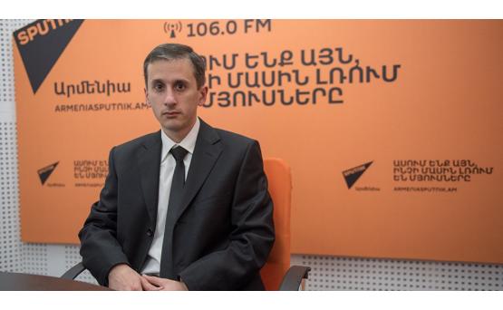 Убирают фамилии грантополучателей и боятся