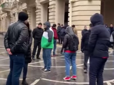 Բաքվում բողոքի համր ցույց է