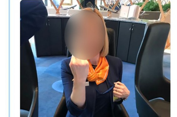 «Շերեմետևո» օդանավակայանի աշխատակցուհուն հեռացրել են աշխատանքից անպարկեշտ ժեստ ցույց տալու համար