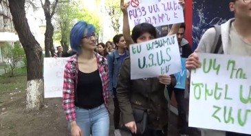 Արցախ գործուղղված «Իմ քայլը» կուսակցության անդամների նկար տեսա, 20 հոգուց 5-ը ընդգծված սորոսական են