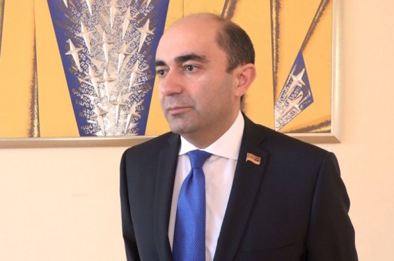 Կարող ենք հյուր էլ գնալ ոստիկանապետի տուն, իրիկունը թեյ էլ խմենք, հետո զրուցենք, բայց դա խորհրդարանական վերահսկողություն չի կարելի համարել. Մարուքյան