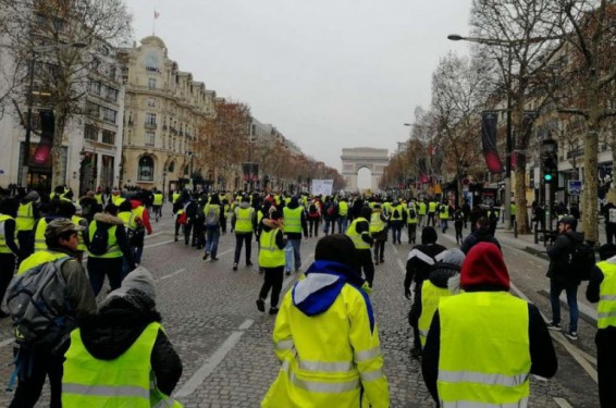 Ֆրանսիայում 5500 մարդ է մասնակցում «դեղին բաճկոնների» շաբաթօրյա ցույցերին