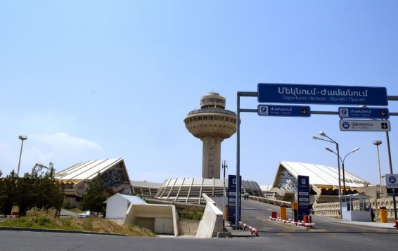 Զվարթնոց օդանավակայանի «ապաշրջափակումը» հեշտ չի տրվելու