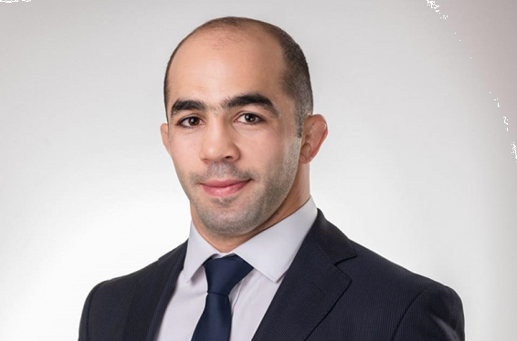 Դեմ եմ բռնությանը. Արսեն Ջուլֆալակյանը հերքում է մարդ ծեծելու լուրերը