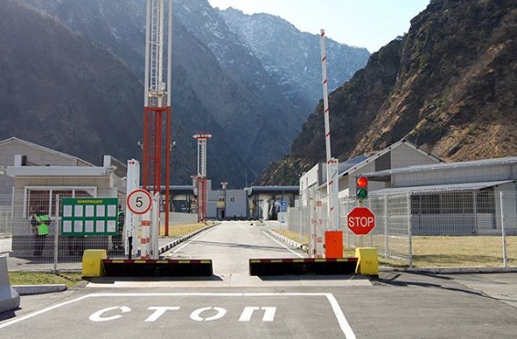 Սահմանային անցակետում կին է ձերբակալվել