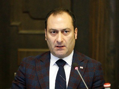 Հայաստանի կառավարությունն ուզում է ավելի ընդլայնել պատգամավորների լիազորությունները. նախարար