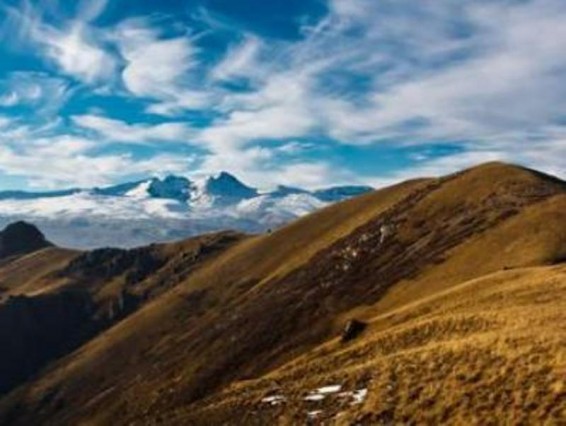 Արագած լեռան վրա արշավախմբի 3 անդամներից մեկը ընկել եւ վնասել է ոտքը