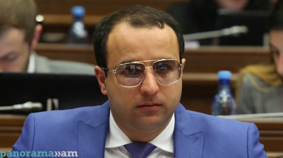 Депутат парламента Армении призывает оказать давление на председательствующего по делу Роберта Кочаряну судью