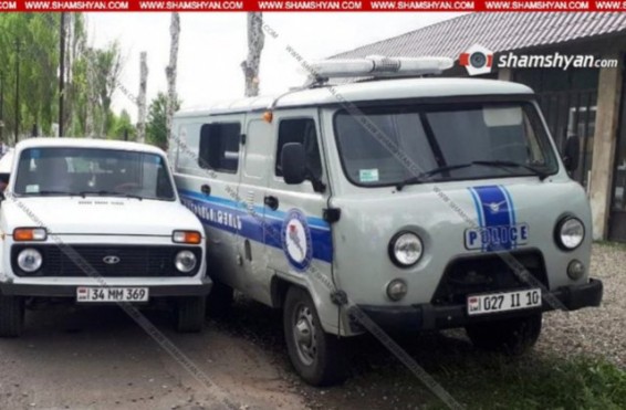 Լոռու մարզում բախվել են 60-ամյա վարորդի «Նիվան» ու ոստիկանության «УАЗ»-ը. Shamshyan.com