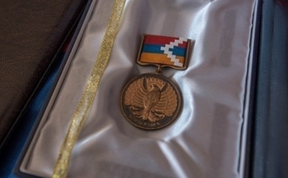 Президент Арцаха посмертно наградил военнослужащего медалью «За боевые заслуги»