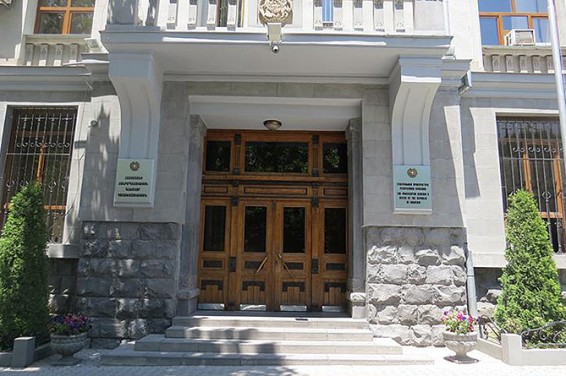 В Армении чиновникам Госслужбы соцобеспечения выдвинуто обвинение в нанесении государству ущерба в 3,6 млрд. драмов