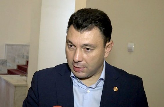 «ՀՀ նախկին իշխանություններն Արցախի ղեկավարության հետ ի՞նչ էին քննարկում՝ եղանակի տեսությո՞ւն»