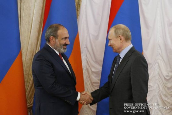 Никол Пашинян и Владимир Путин обсудили различные вопросы повестки двусторонних отношений