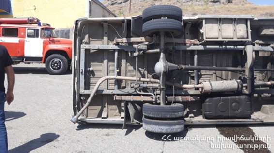 Սևան-Մարտունի ճանապարհին մեքենայի կողաշրջվելու հետևանքով տուժած կա