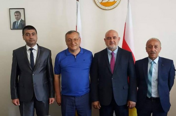 Արցախի ԱԺ պատգամավորները հանդիպել են Հարավային Օսիայի արտաքին գործերի նախարարին