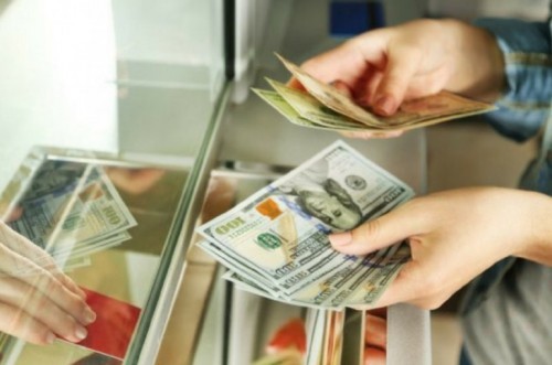 Ամերիկյան դոլարը գնվում է 476 դրամ, վաճառվում՝ 479 դրամ առավելագույն փոխարժեքով