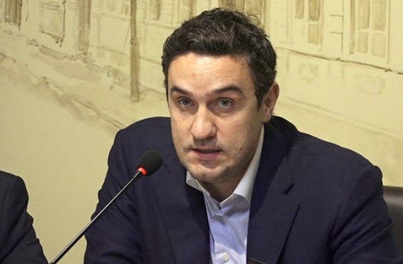 Արթուր Ղազինյանը ԱՄՆ սենատորին դիմել է Արցախի անվտանգությանն առնչվող բանաձևի վերականգնման առաջարկով