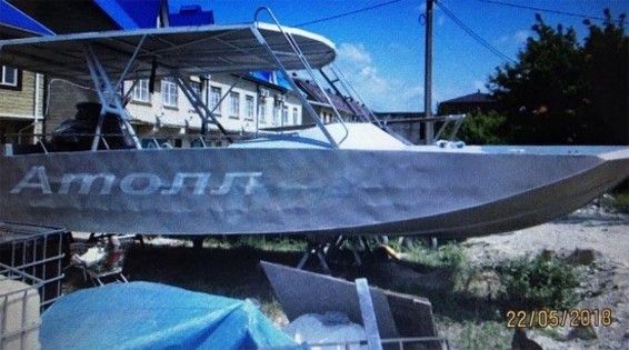 Названо точное число перевернувшихся на катамаране людей в Черном море