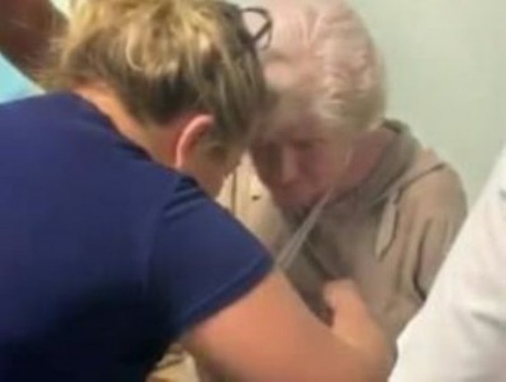 Ծեծկռտուքի ժամանակ Սաակաշվիլին կոտրել է թոշակառուի ձեռքը