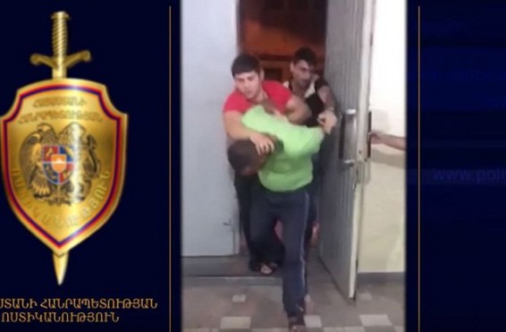 Ոստիկանները բերման են ենթարկել թմրամիջոց պահելու և օգտագործելու մեջ կասկածվող անձանց