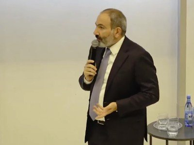Սովորաբար դեմ դիմաց դնում են ազատություն եւ օջախ հասկացությունները. Փաշինյանը՝ ավանդական ընտանիքի մասին