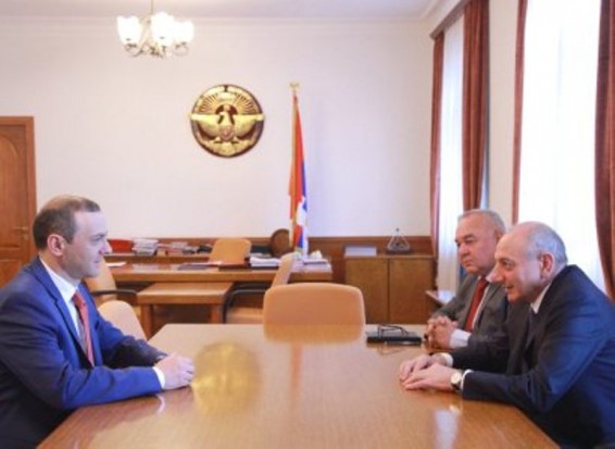 Բակո Սահակյանն Արմեն Գրիգորյանի հետ քննարկել է անվտանգության խնդիրները