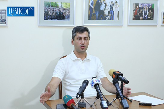 Փորձում են ուժային մեթոդներով լուծարել կենտրոնը և ազատվել ինձանից. Վահագն Վարագյան