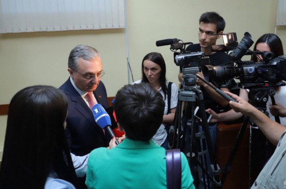 Պետք է թույլ չտանք որևէ զարգացում, որը խնդիրներ ստեղծի մեր ժողովուրդների հարաբերությունների մեջ. ՀՀ արտգործնախարարը՝ Վրաստանում հայկական եկեղեցիների հարցի մասին