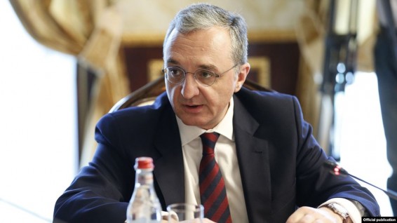 Զոհրաբ Մնացականյանը մեկնում է արձակուրդ