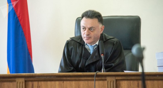 Десятки адвокатов в Армении готовы защитить судью Давида Григоряна – Варосян