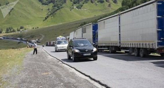ՌԴ-ի հետ Հայաստանին եւ Վրաստանին կապող միակ ճանապարհով տրանսպորտի երթեւեկությունը կսահմանափակվի