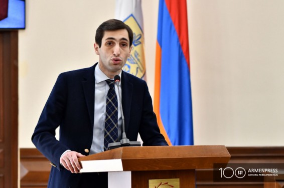 Հասարակությունը պատրաստ չէ լսել Փաշինյանի փաստարկները հանքի վերաբացման վերաբերյալ, քանի որ «սև ու սպիտակի» տրամաբանության մեջ այդ ամենը չի տեղավորվում. Դ. Խաժակյան