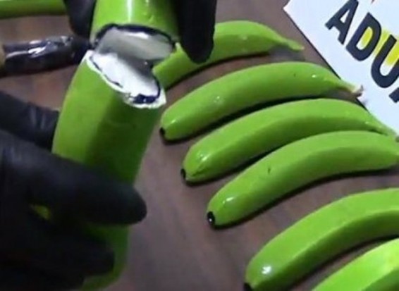 Кокаин стоимостью более 1 миллиона долларов был обнаружен в бананах в продуктовых магазинах Вашингтона